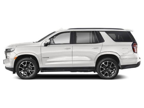 Used 2022 Chevrolet Tahoe RST w/ Luxury Package AWD/4WD image 3
