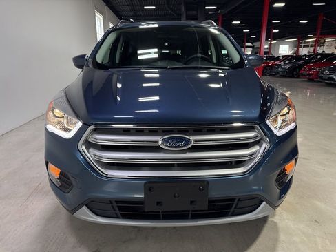 Used 2018 Ford Escape SE FWD image 9