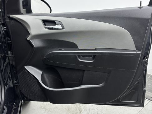 Used 2015 Chevrolet Sonic LT w/ Wheels and Fog Lamp Package image 27