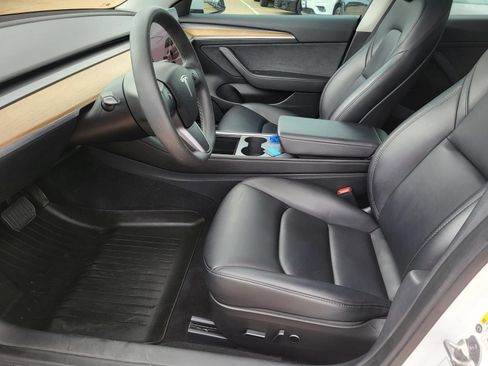 Used 2023 Tesla Model 3 Standard Range RWD image 16