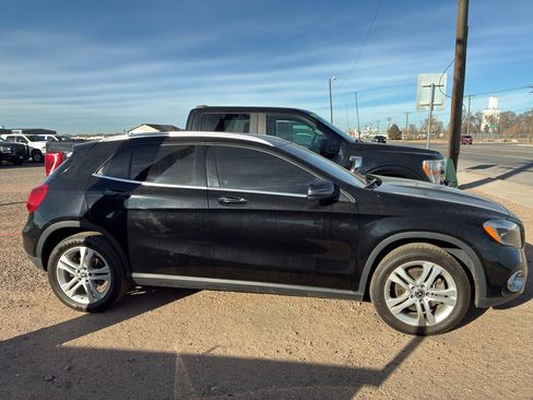 Used 2019 Mercedes-Benz GLA 250 4MATIC image 7