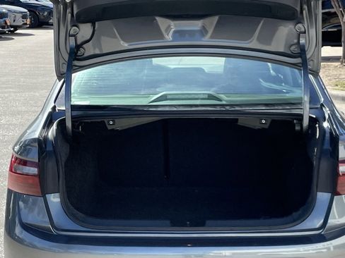 Used 2024 Volkswagen Jetta SE image 25