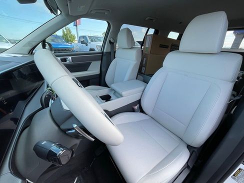 New 2026 Hyundai Santa Fe SE AWD/4WD image 19