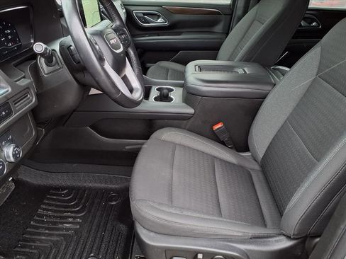 Certified 2023 GMC Yukon XL SLE image 5