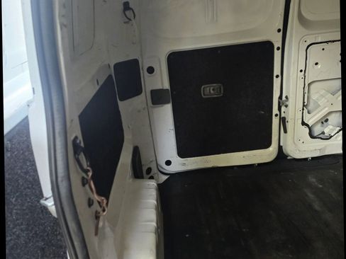 Used 2020 Nissan NV200 S image 10