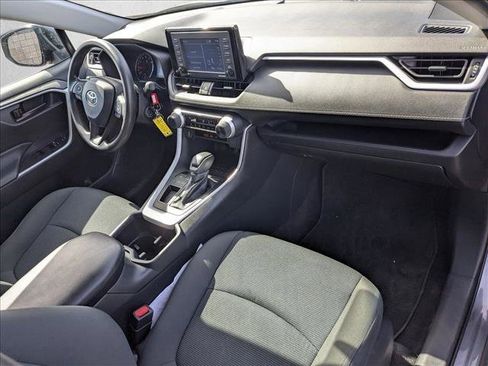 Used 2022 Toyota RAV4 LE FWD image 26