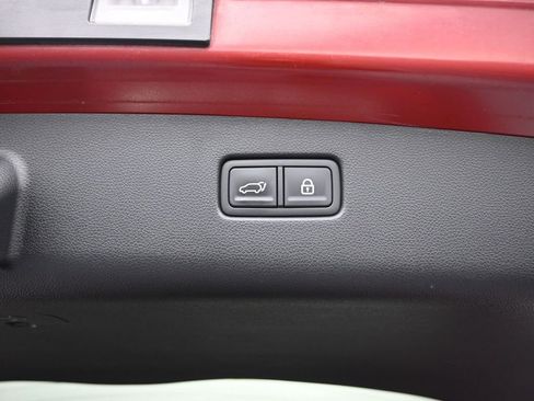 Used 2022 Genesis GV70 3.5T Sport w/ Sport Prestige Package image 17