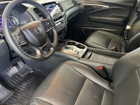 Certified 2023 Honda Passport EX-L image 10