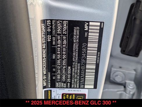 Used 2025 Mercedes-Benz GLC 300 GLC 300 image 21