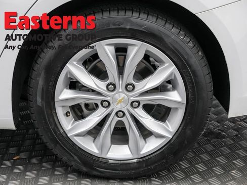 Used 2024 Chevrolet Malibu LT image 32