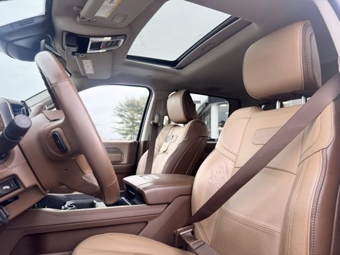 Used 2024 RAM 2500 Limited w/ Safety Group image 16