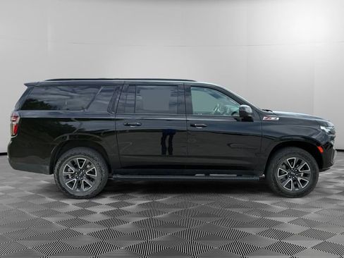 Used 2023 Chevrolet Suburban Z71 AWD/4WD image 6