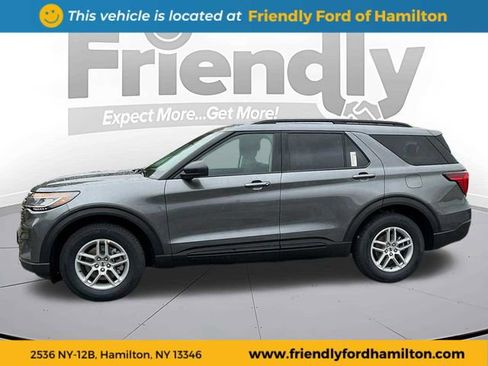Used 2026 Ford Explorer Active AWD/4WD image 5