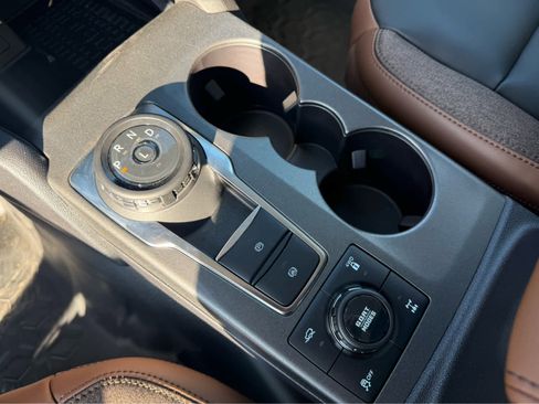 New 2025 Ford Bronco Sport Outer Banks w/ Sasquatch Outer Banks Package image 15