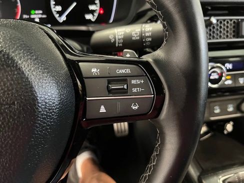 Used 2025 Honda Civic Sport image 27