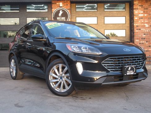 Used 2021 Ford Escape Titanium w/ Titanium Elite Package AWD/4WD image 2