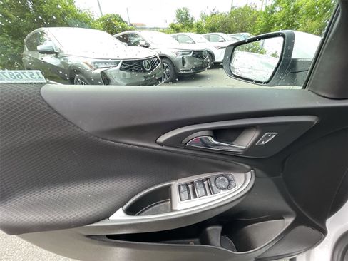Used 2023 Chevrolet Malibu RS FWD image 12