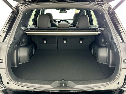 Certified 2025 Subaru Forester Premium w/ Convenience Package #2 image 24