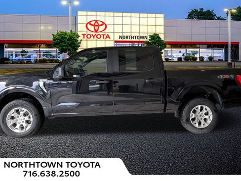 Used 2023 Ford F150 XLT AWD/4WD image 3