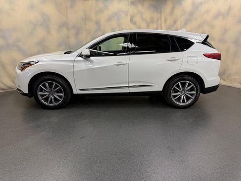 Used 2023 Acura RDX AWD w/ Technology Package image 3