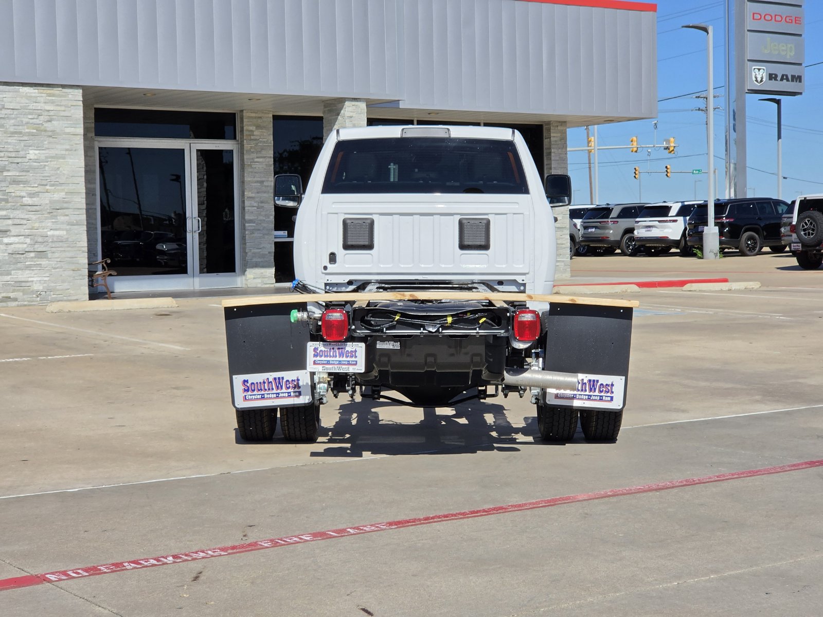 New 2027 RAM 5500 Tradesman AWD/4WD image 8