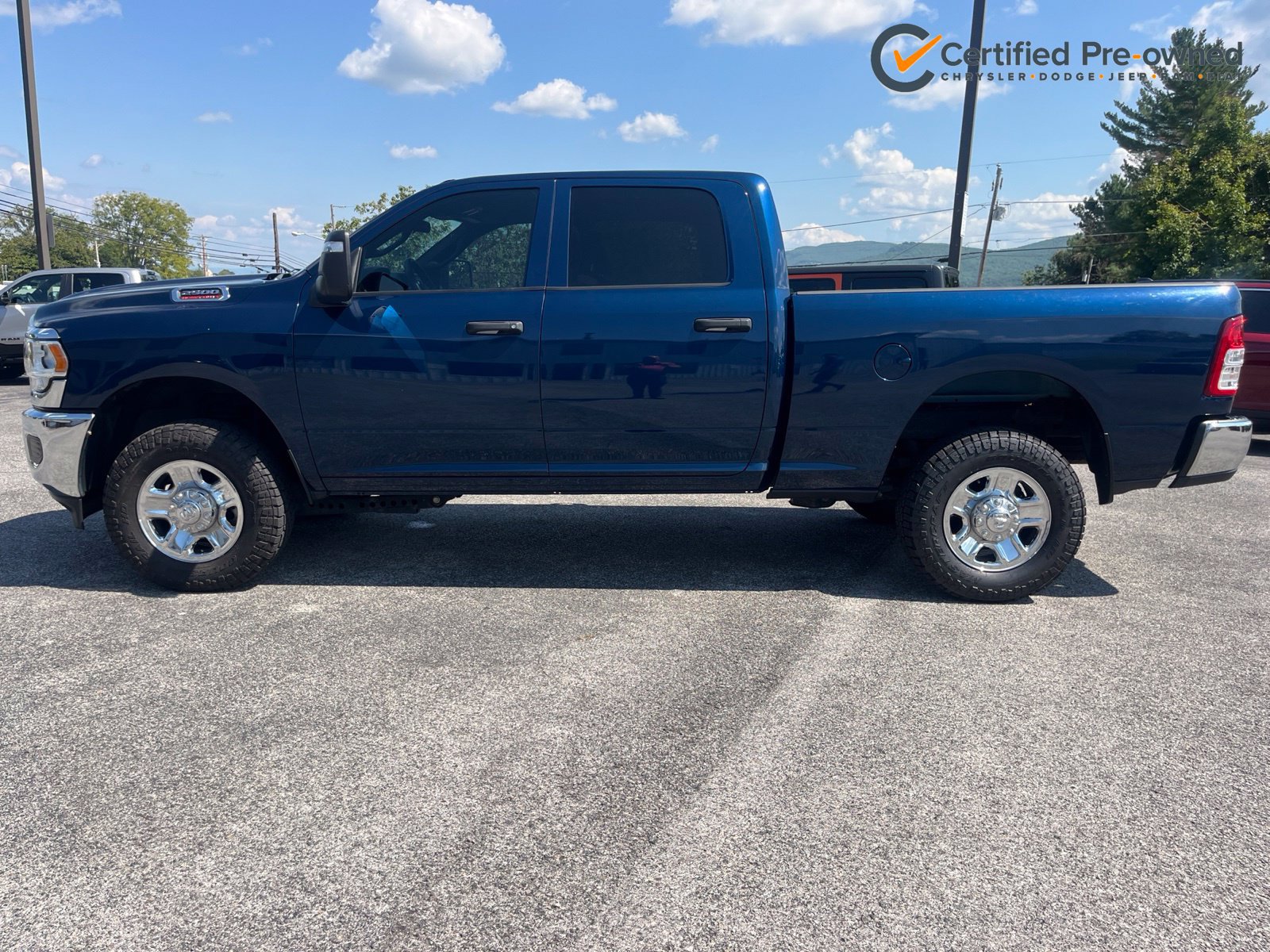 Certified 2023 RAM 2500 Tradesman AWD/4WD image 3