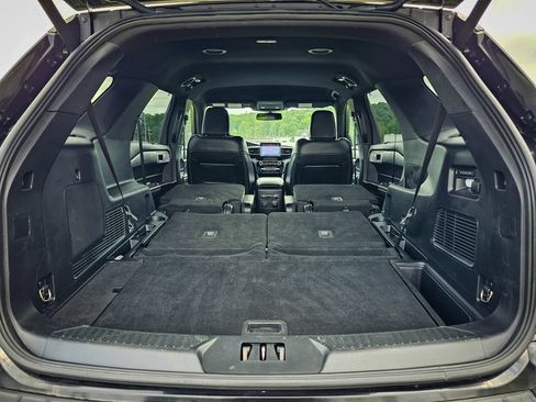 Used 2022 Ford Explorer ST w/ Equipment Group 401A AWD/4WD image 39