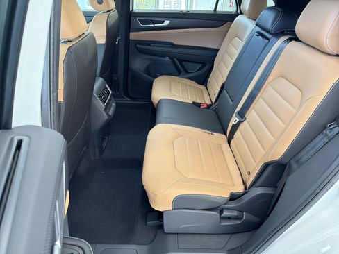 New 2026 Volkswagen Atlas Cross Sport SEL R-Line AWD/4WD image 15