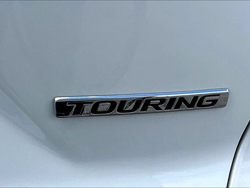 Used 2020 Honda CR-V Touring image 27