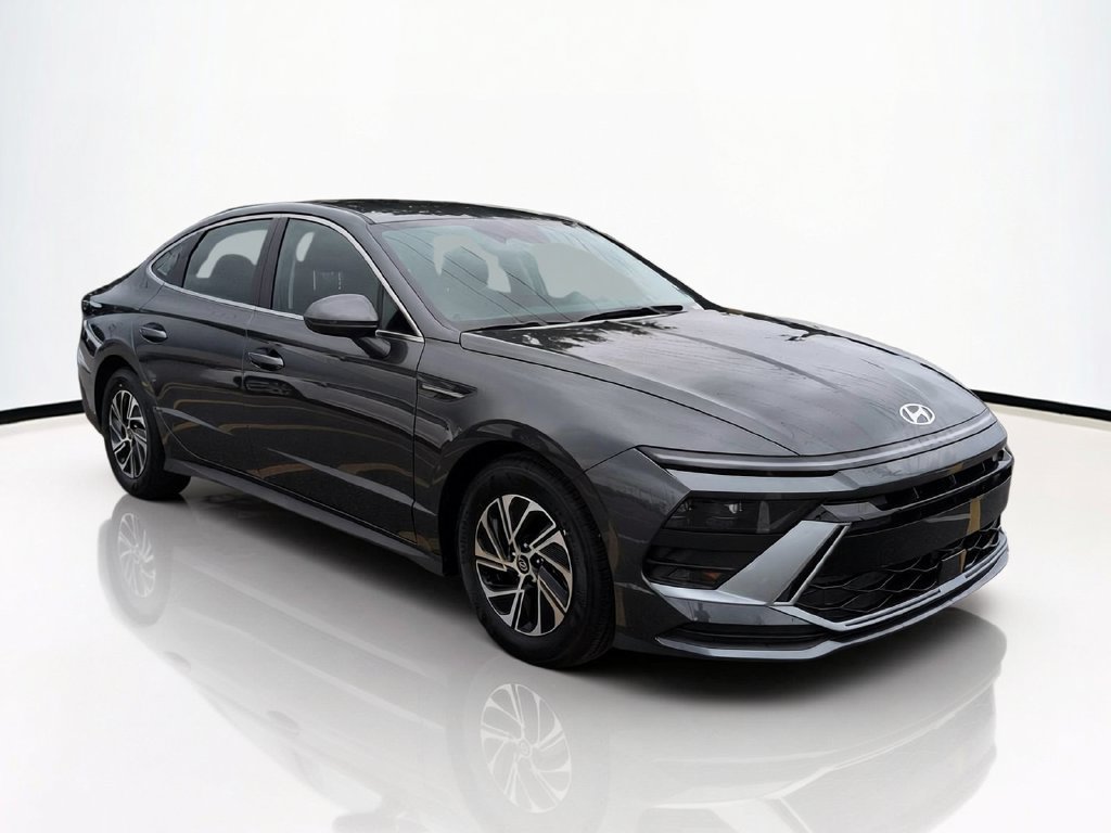 New 2027 Hyundai Sonata Blue FWD image 2