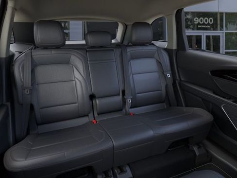 New 2026 Lincoln Nautilus Premier AWD/4WD image 11