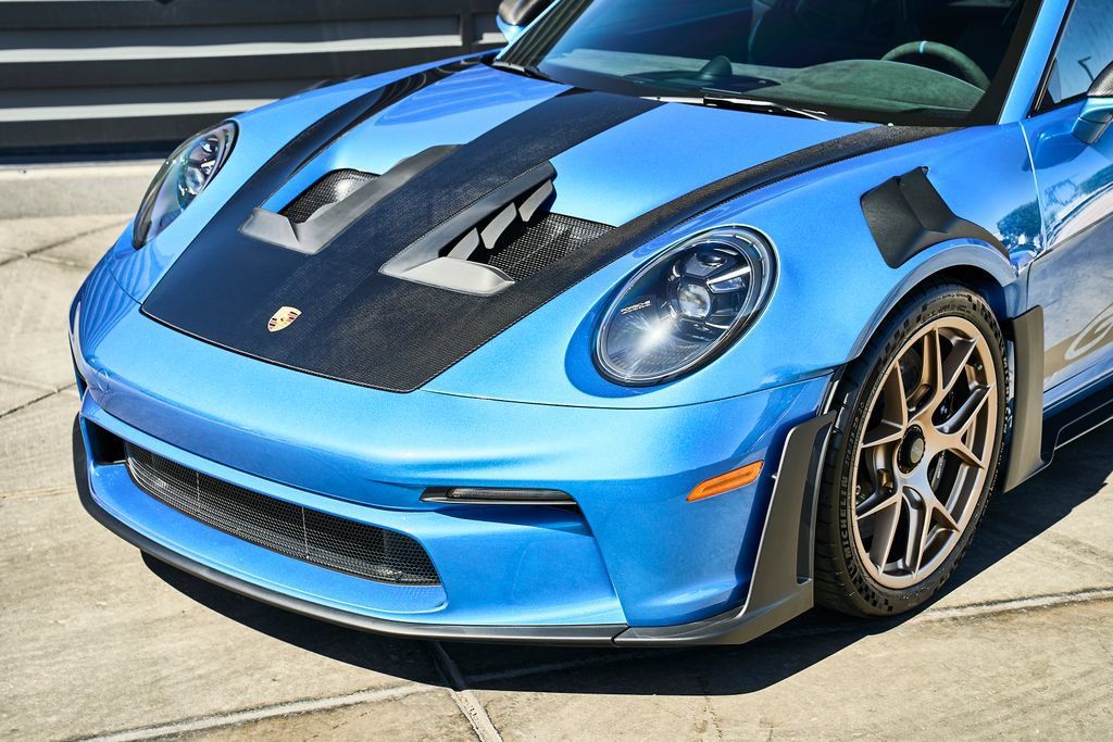 Used 2024 Porsche 911 GT3 RS RWD image 5