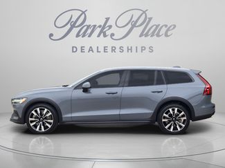 Used 2022 Volvo V60 T5 Cross Country w/ Advanced Package AWD/4WD video 2