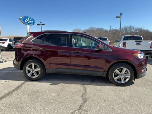 Used 2022 Ford Edge SEL w/ Convenience Package image 8