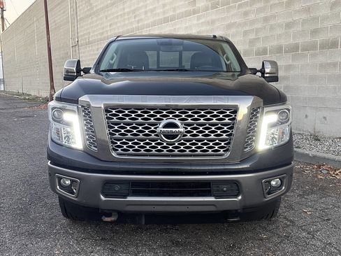 Used 2017 Nissan Titan Platinum Reserve image 9