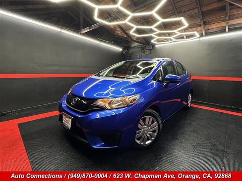 Used 2015 Honda Fit LX image 2