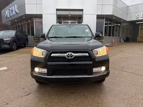 Used 2011 Toyota 4Runner Trail image 2