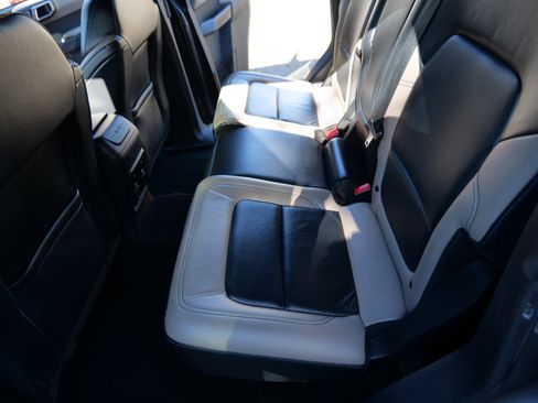 Used 2022 Ford Bronco Wildtrak image 45