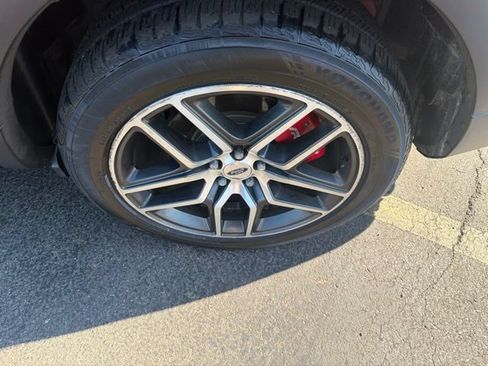 Used 2016 Ford Explorer Sport w/ Equipment Group 401A AWD/4WD image 12