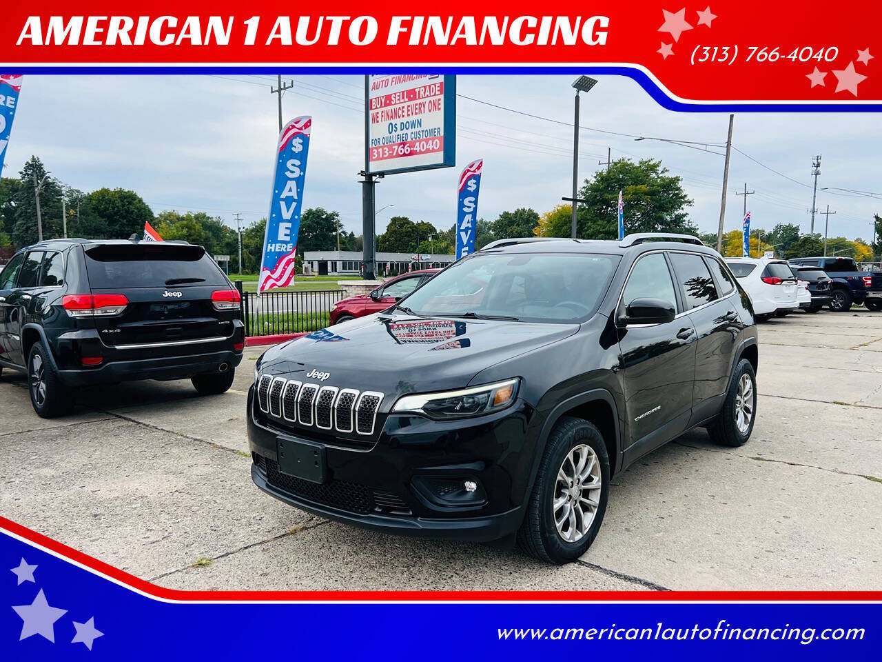 Used 2019 Jeep Cherokee Latitude Plus w/ Cold Weather Group AWD/4WD image 1