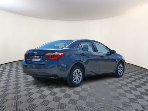 Certified 2018 Toyota Corolla LE FWD image 5