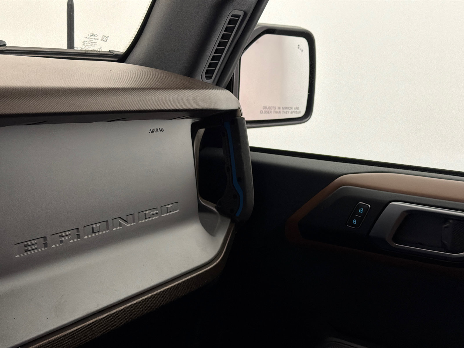 Used 2022 Ford Bronco Outer Banks AWD/4WD image 33
