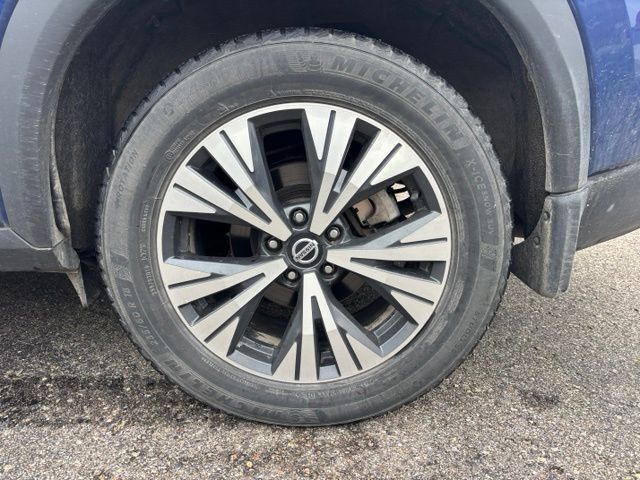 Used 2021 Nissan Rogue SV AWD/4WD image 7