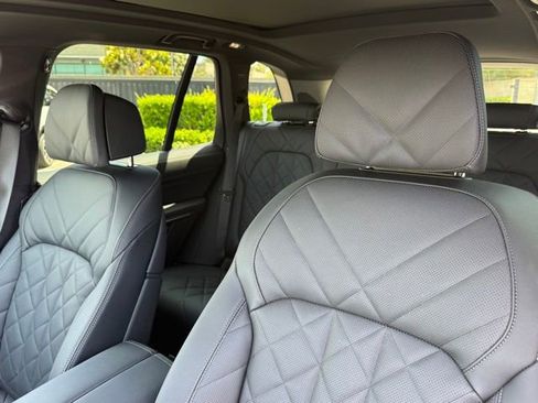 New 2026 BMW X5 M60i AWD/4WD image 19