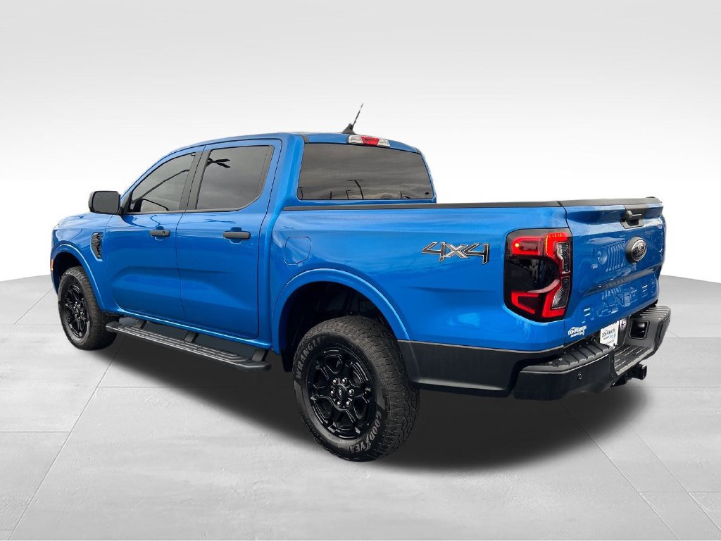 Used 2025 Ford Ranger XLT w/ Black Appearance Package AWD/4WD image 3