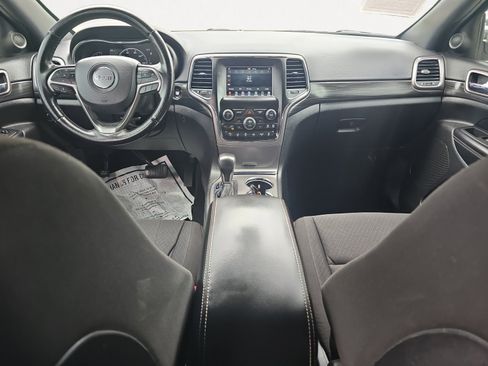 Used 2021 Jeep Grand Cherokee Freedom Edition image 3