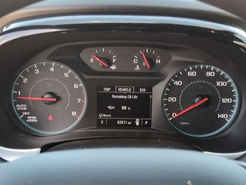 Certified 2023 Chevrolet Traverse LS FWD image 12