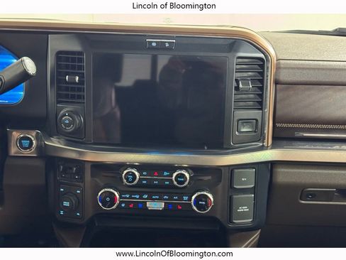 Used 2025 Ford F250 King Ranch w/ FX4 Off-Road Package AWD/4WD image 31