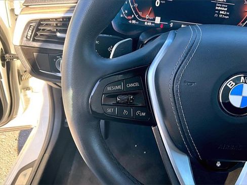 Used 2023 BMW 540i w/ Premium Package image 16