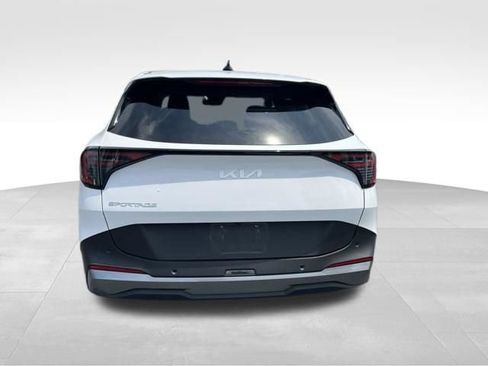 Certified 2026 Kia Sportage LX FWD image 7